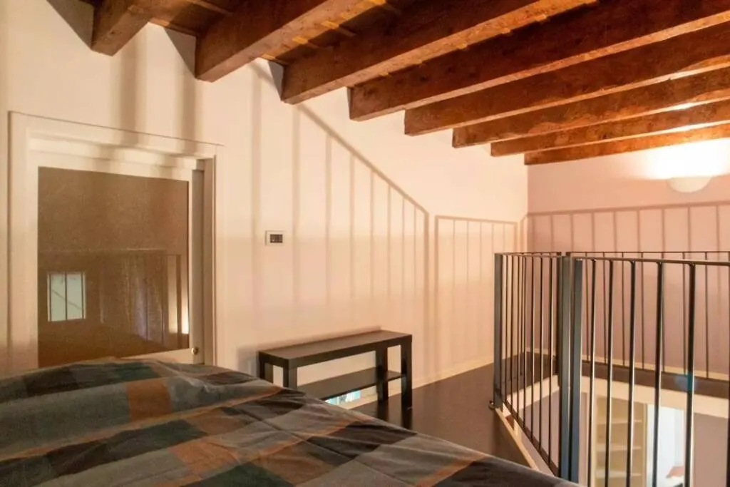 Apartment Architecture And Comfort In Milan Italy